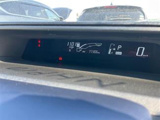 2015 Toyota Aqua - Thumbnail