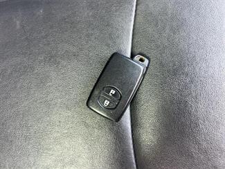 2015 Toyota Prius - Thumbnail