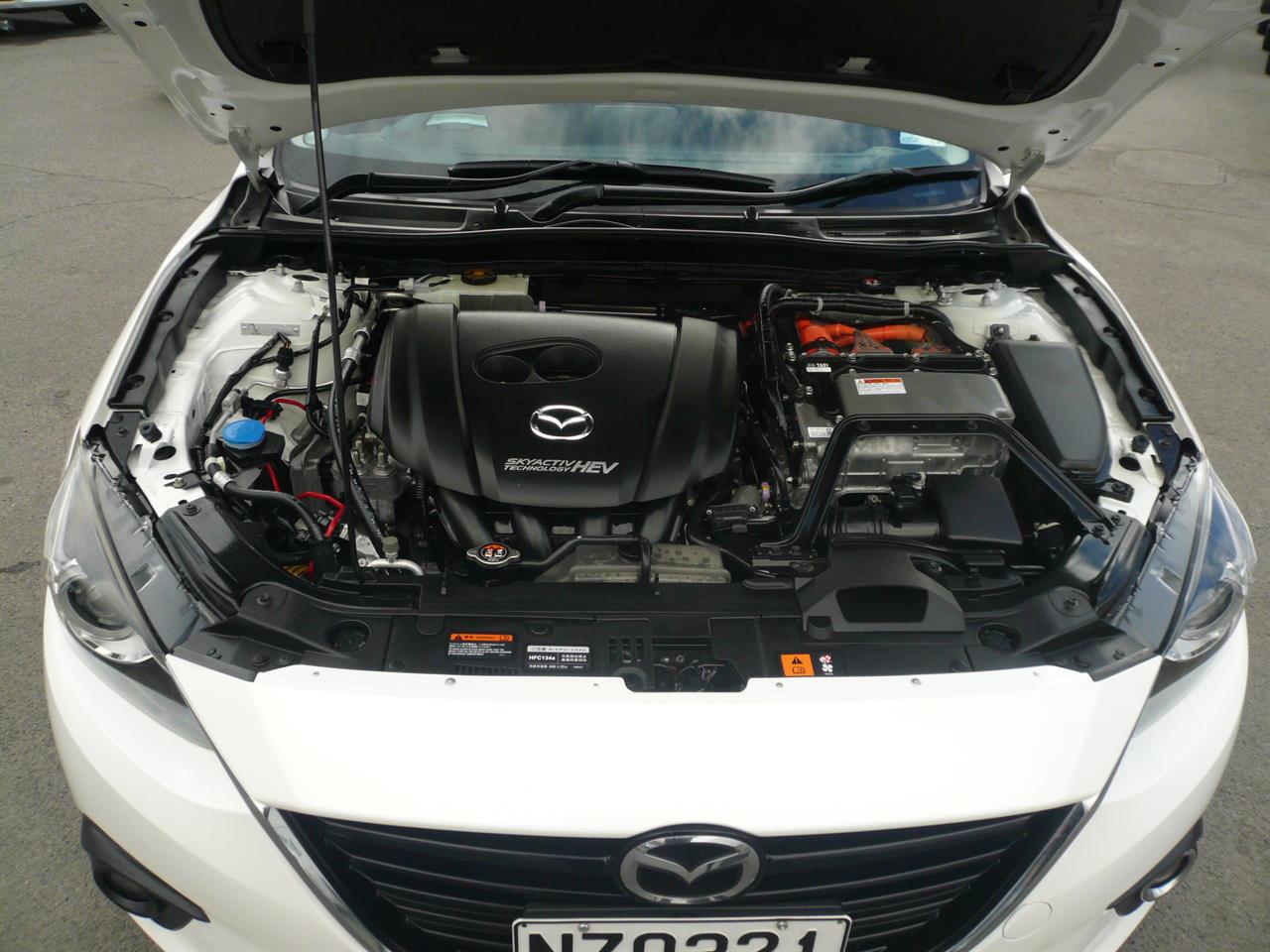 2014 Mazda Axela