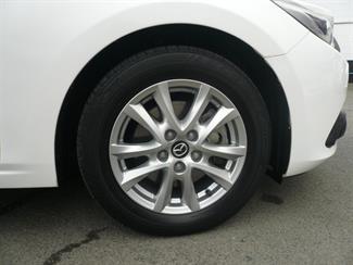 2014 Mazda Axela - Thumbnail