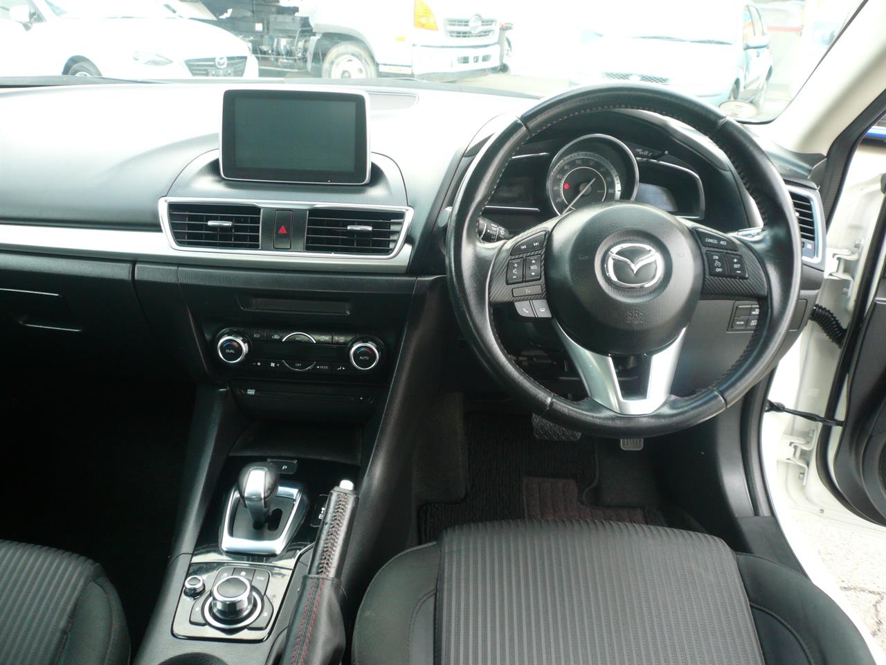 2014 Mazda Axela