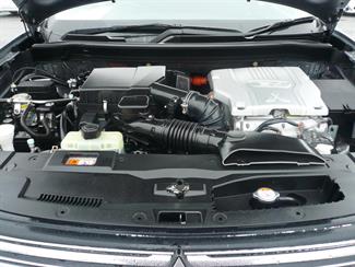 2013 Mitsubishi Outlander - Thumbnail