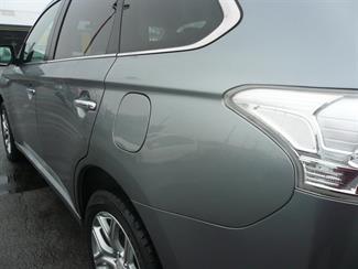 2013 Mitsubishi Outlander - Thumbnail