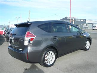 2015 Toyota Prius - Thumbnail