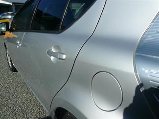 2012 Toyota Aqua - Thumbnail