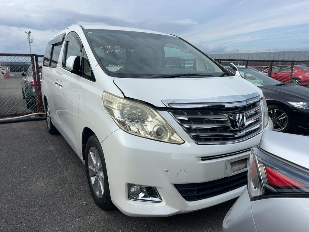 2012 Toyota Alphard