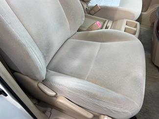 2012 Toyota Alphard - Thumbnail