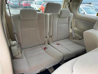 2012 Toyota Alphard - Thumbnail