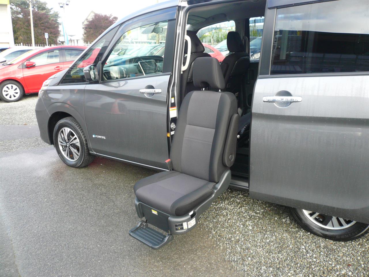 2019 Nissan SERENA