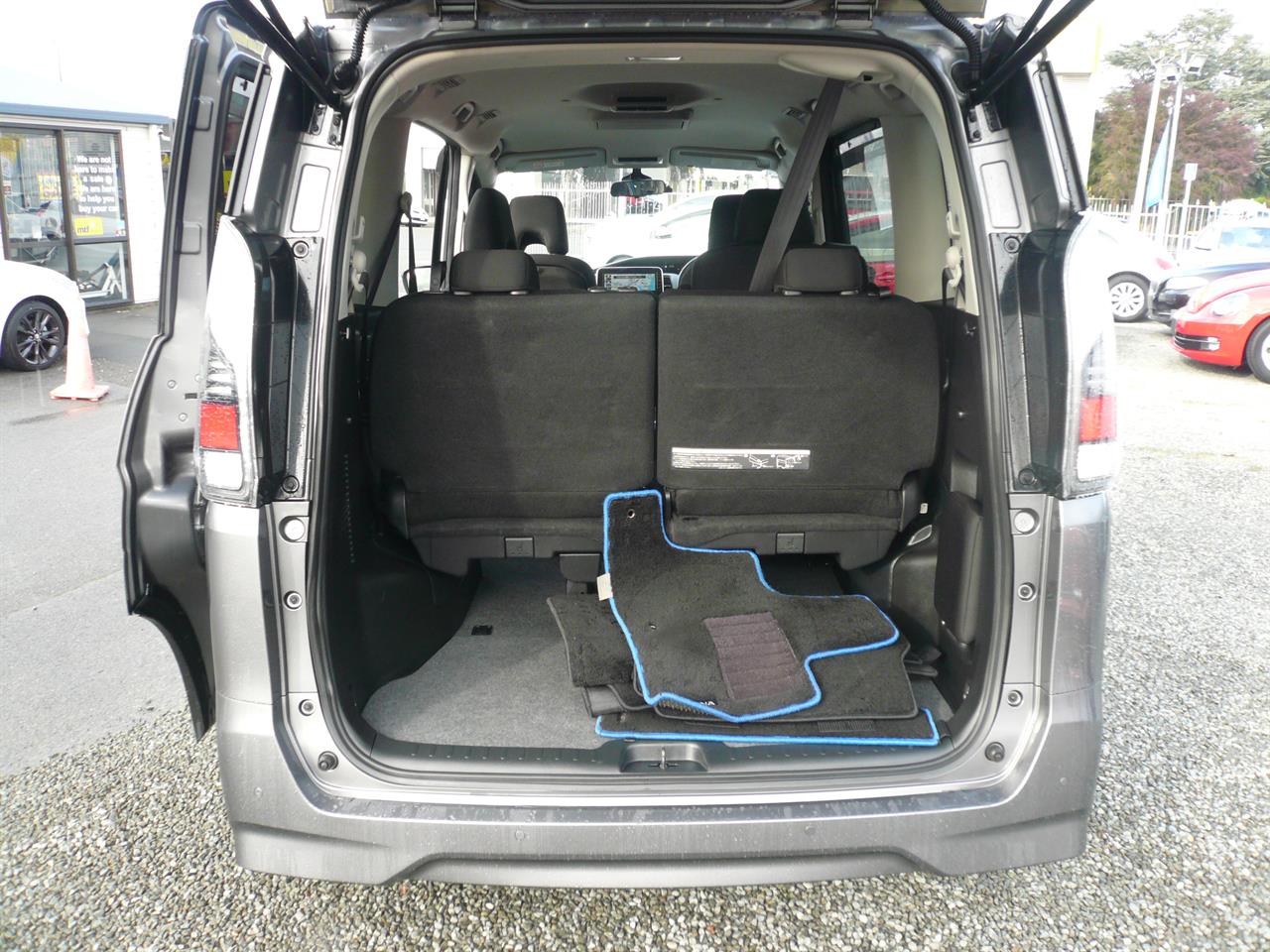 2019 Nissan SERENA