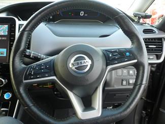 2019 Nissan SERENA - Thumbnail