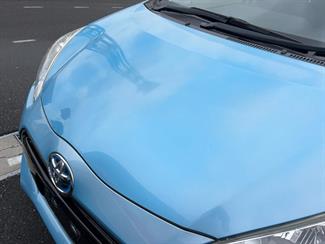 2015 Toyota Aqua - Thumbnail