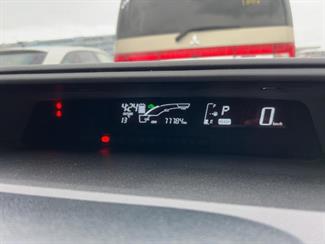 2015 Toyota Aqua - Thumbnail