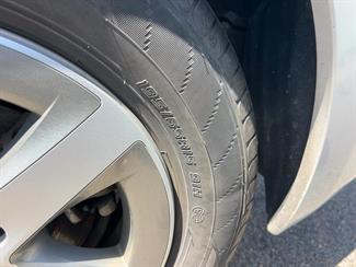 2012 Lexus CT200H - Thumbnail