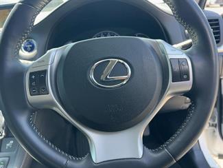 2012 Lexus CT200H - Thumbnail