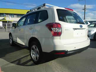 2016 Subaru Forester - Thumbnail