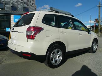 2016 Subaru Forester - Thumbnail