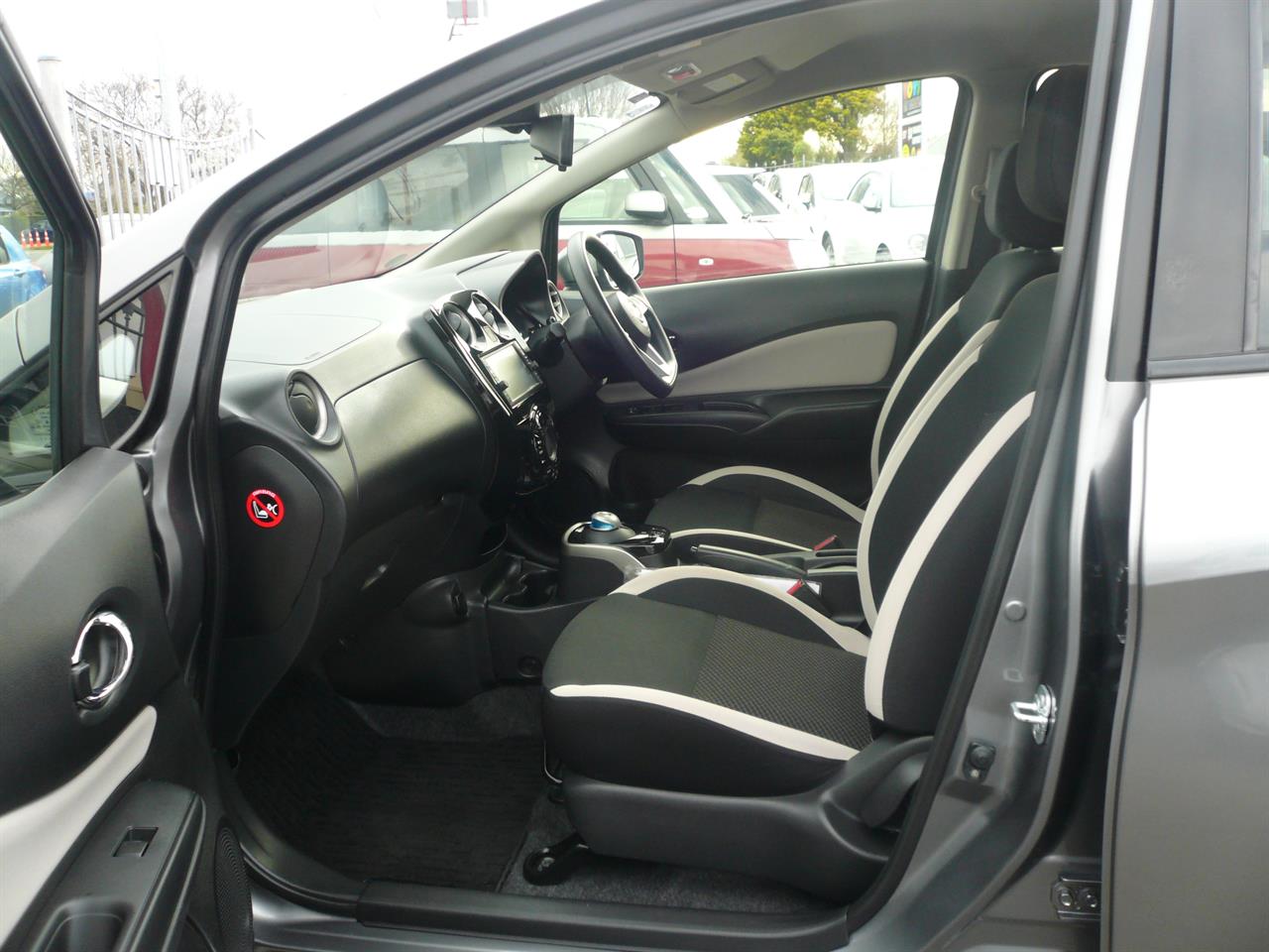 2017 Nissan Note
