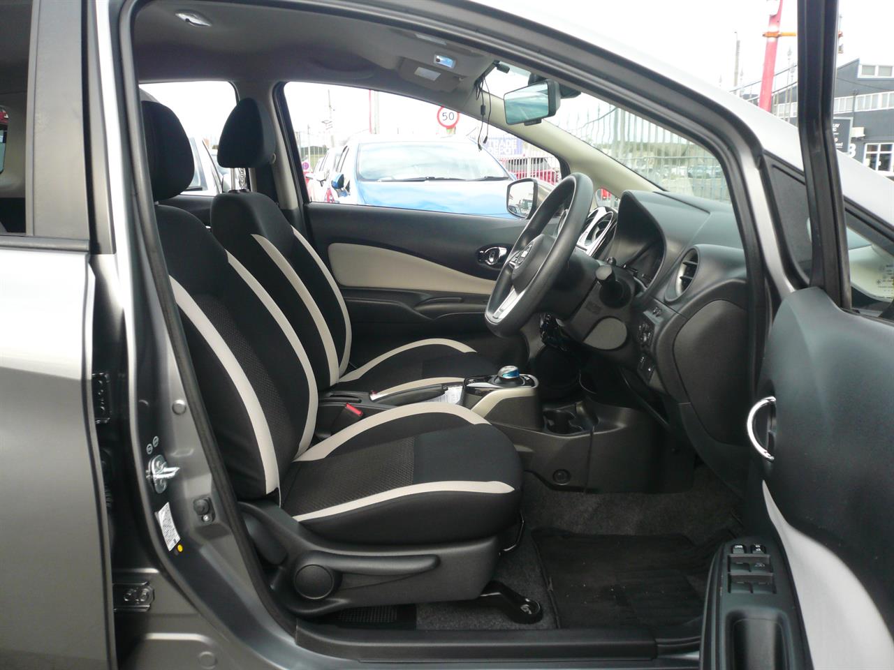 2017 Nissan Note