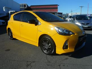 2014 Toyota Aqua - Thumbnail