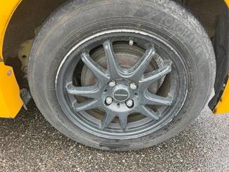 2014 Toyota Aqua - Thumbnail