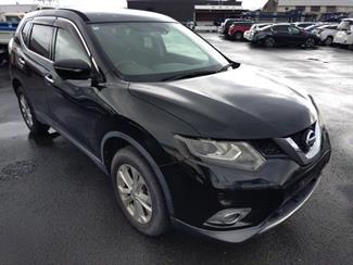 2017 Nissan X-TRAIL - Thumbnail