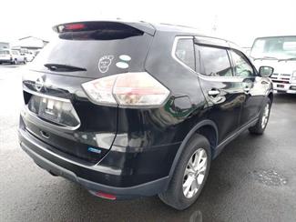 2017 Nissan X-TRAIL - Thumbnail