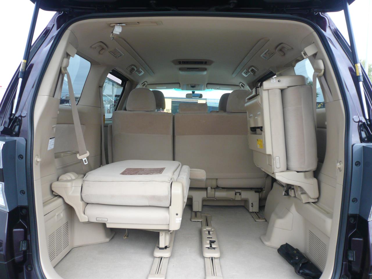 2012 Toyota VELLFIRE