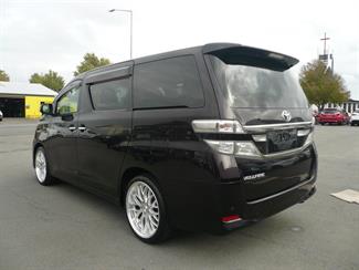 2012 Toyota VELLFIRE - Thumbnail