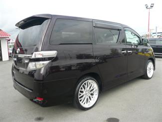 2012 Toyota VELLFIRE - Thumbnail