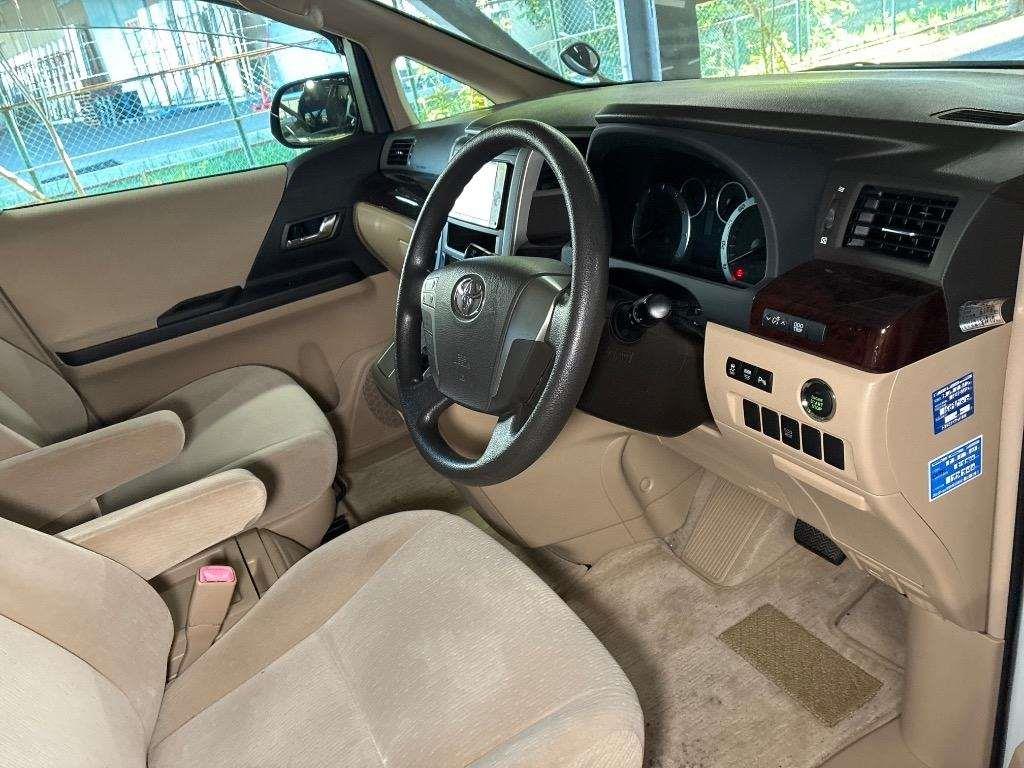 2012 Toyota VELLFIRE