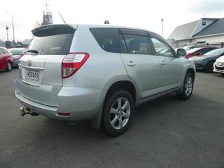 2008 Toyota VANGUARD - Thumbnail