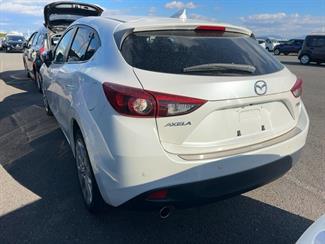 2015 Mazda Axela - Thumbnail