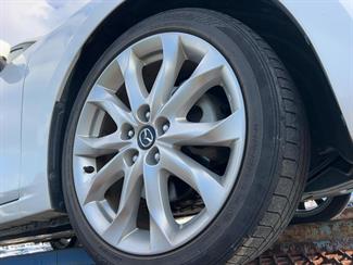 2015 Mazda Axela - Thumbnail