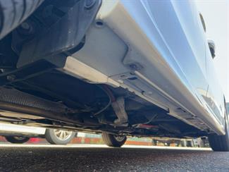 2016 Toyota Prius - Thumbnail