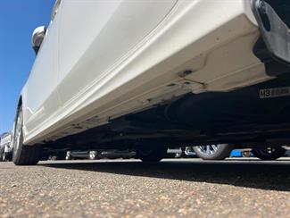 2016 Toyota Prius - Thumbnail