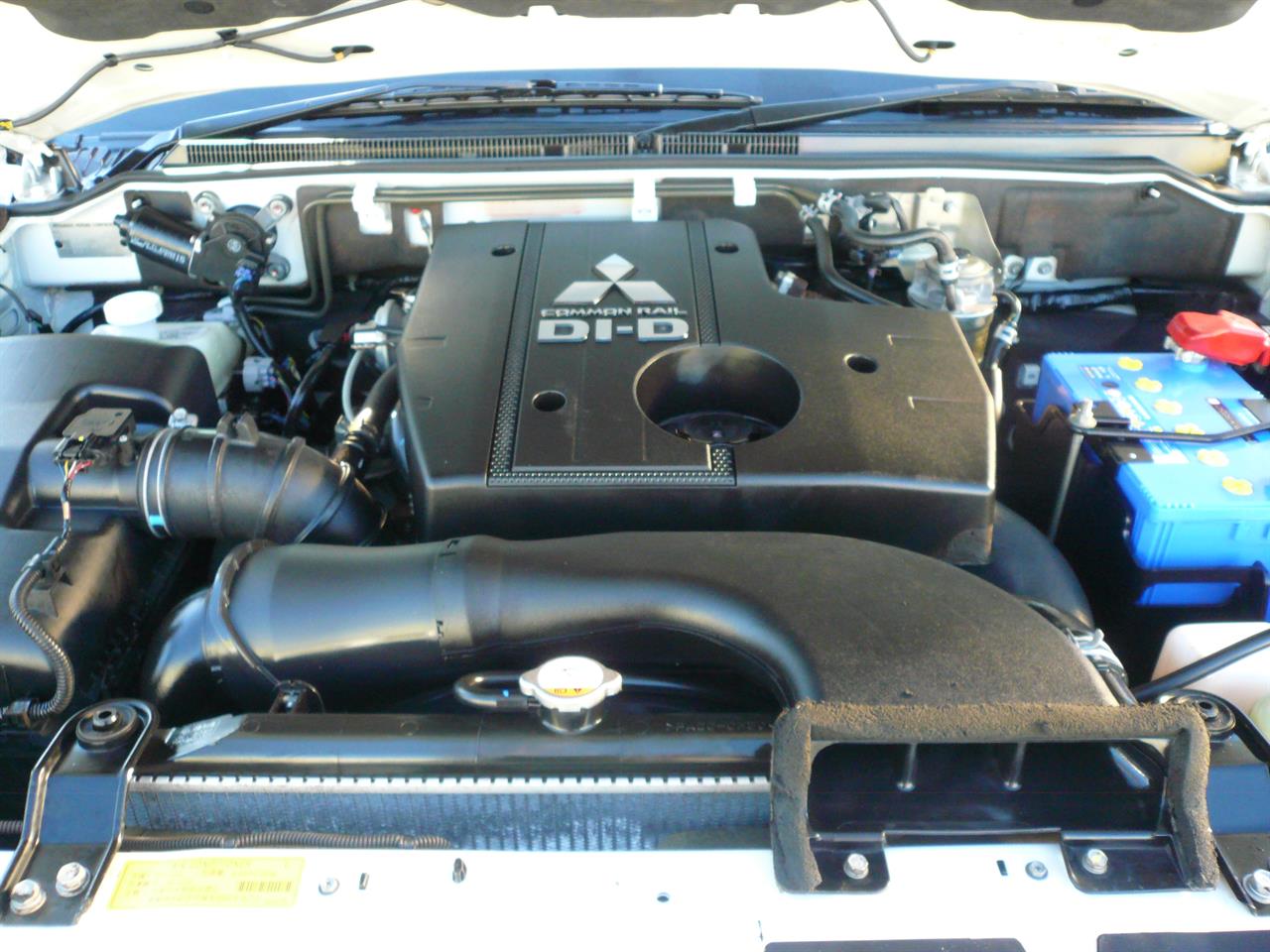 2013 Mitsubishi Pajero