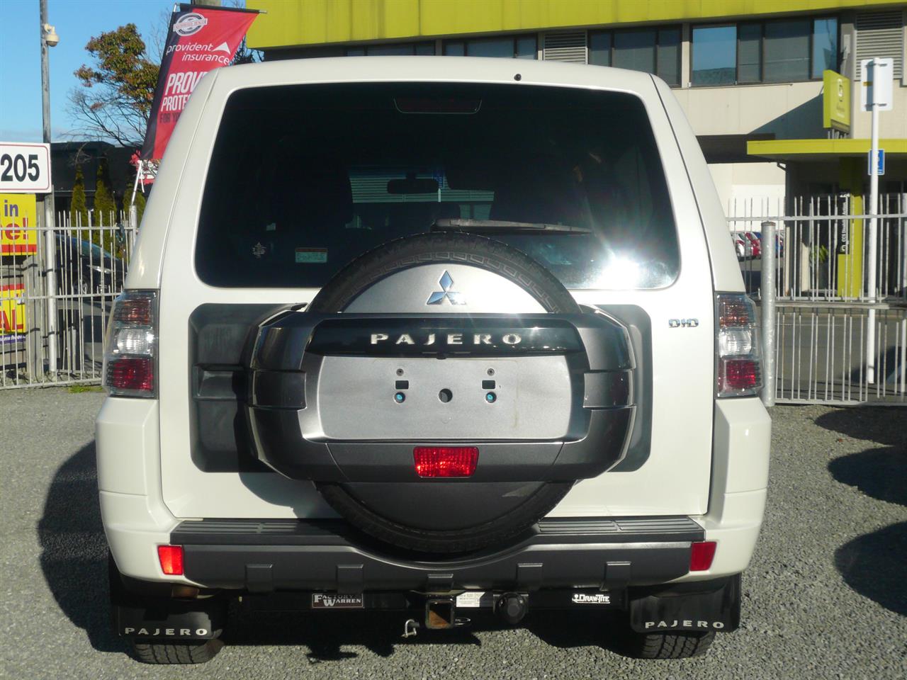 2013 Mitsubishi Pajero