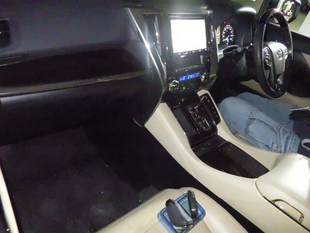 2016 Toyota VELLFIRE