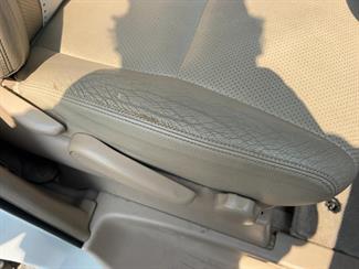 2012 Toyota Alphard - Thumbnail