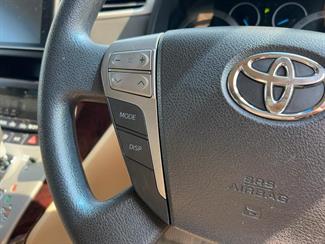 2012 Toyota Alphard - Thumbnail