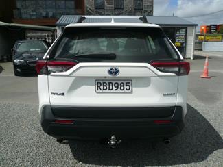 2022 Toyota RAV4 - Thumbnail