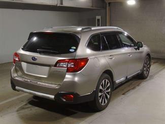 2014 Subaru OUTBACK - Thumbnail