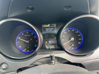 2015 Subaru OUTBACK - Thumbnail