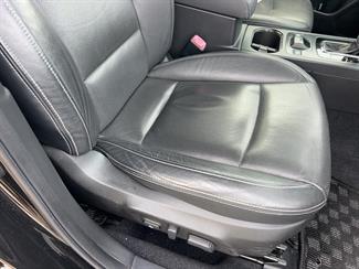 2015 Subaru OUTBACK - Thumbnail