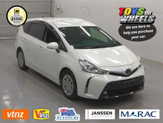 2021 Toyota PRIUS ALPHA - Thumbnail