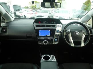 2021 Toyota Prius - Thumbnail