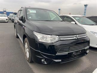 2013 Mitsubishi Outlander - Thumbnail