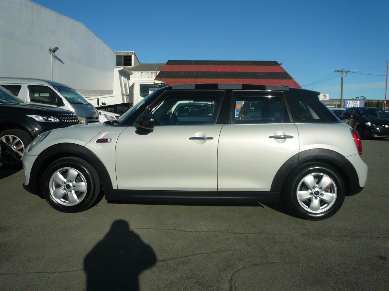 2017 BMW MINI