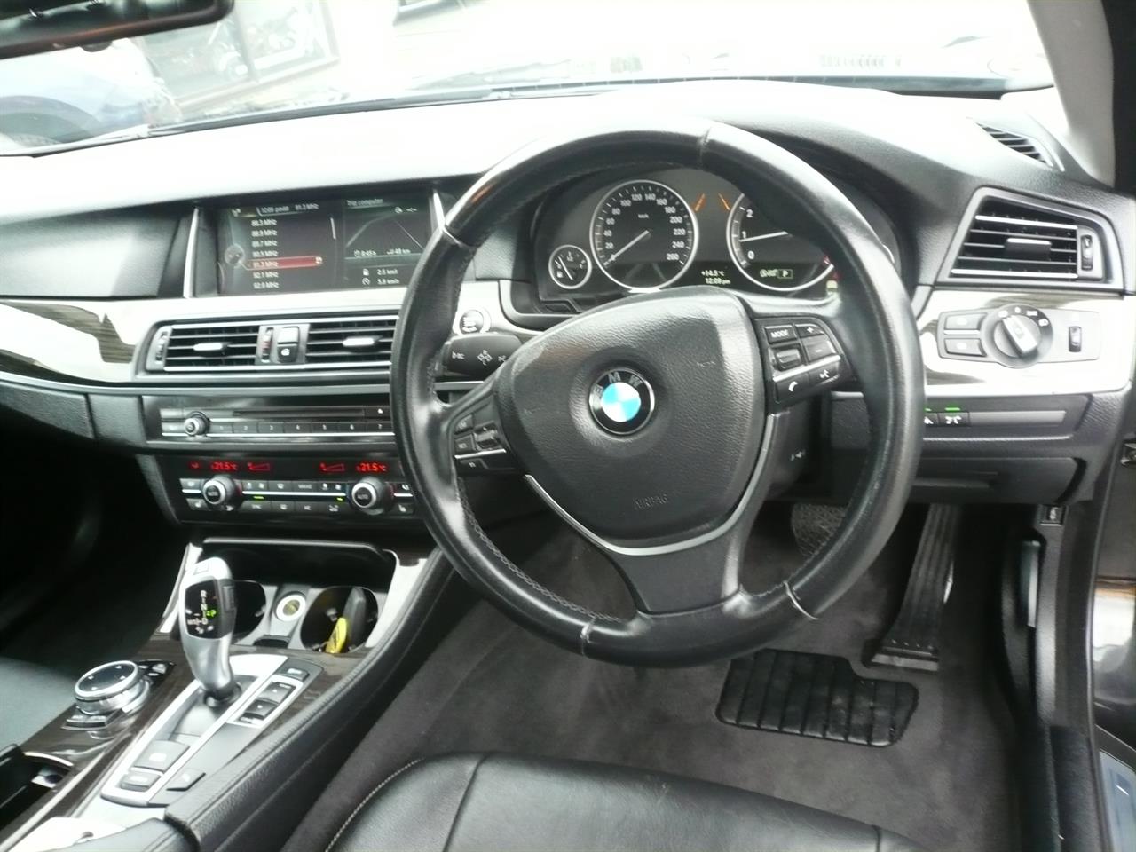 2013 BMW 520i